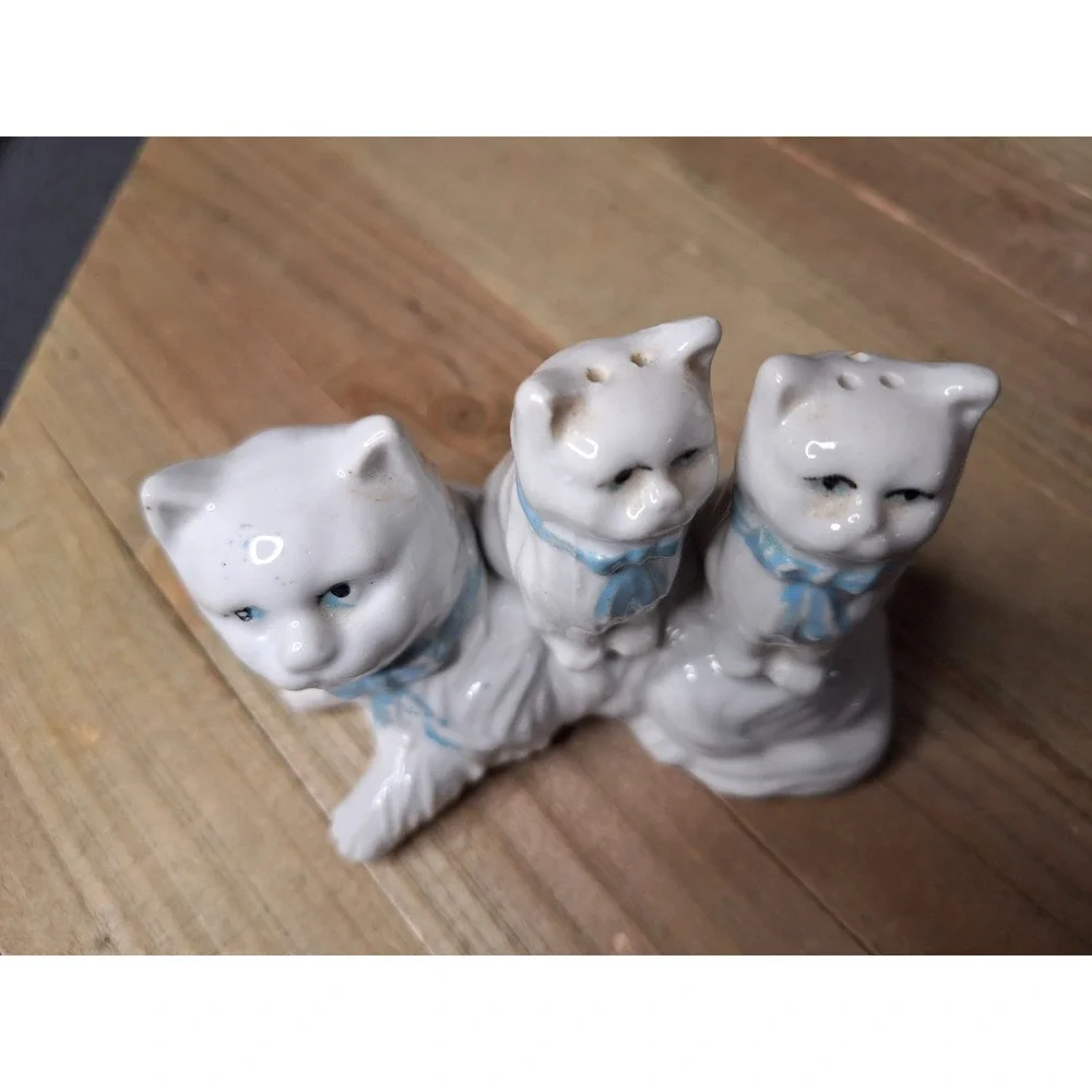 Vintage White Ceramic Cat Family Salt and Pepper Shaker Set Blue Bows 3 Piece
